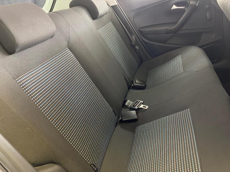 Volkswagen Polo Vivo Hatch 1.6 Comfortline Tiptronic