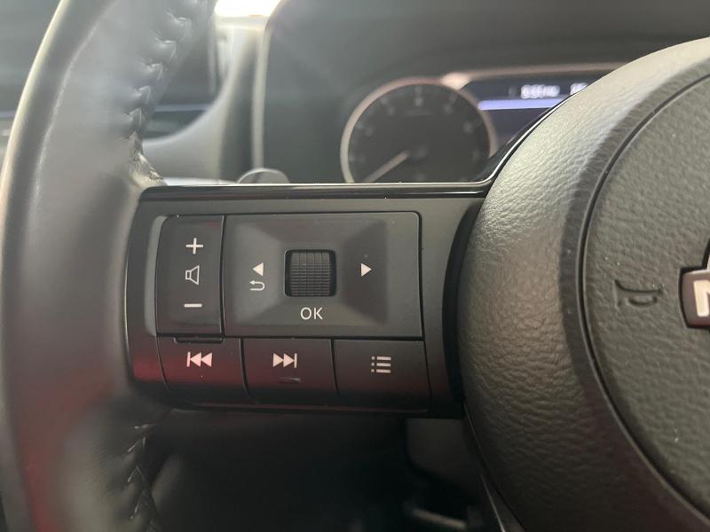 Nissan Qashqai 1.3T Acenta Xtronic 2-Tone