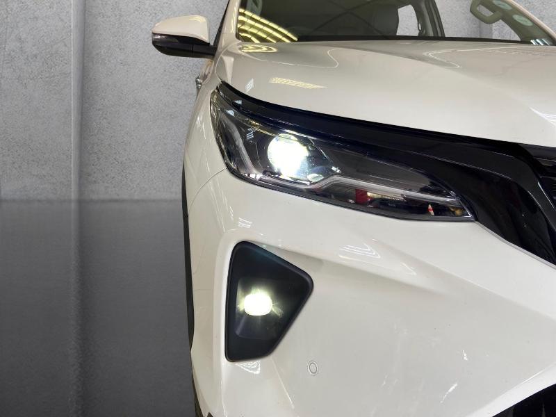 Toyota Fortuner 2.4 Gd-6 Rb 6At