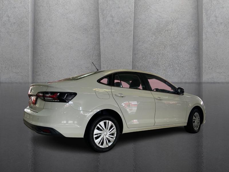 Volkswagen Polo Sedan 1.6 Base