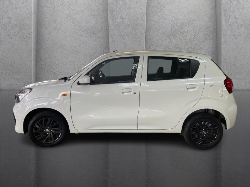 Toyota Vitz 1.0 Xr Mt