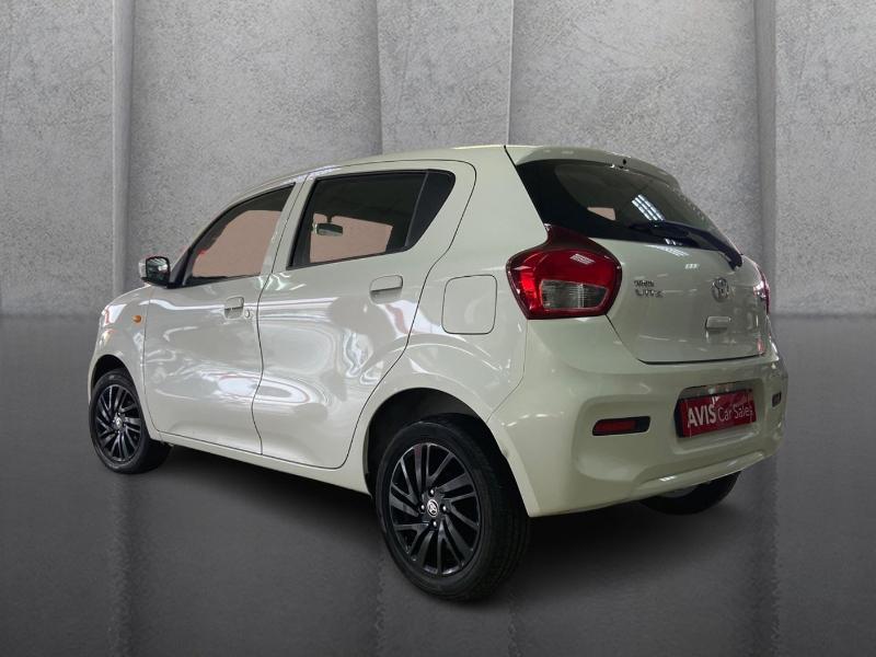 Toyota Vitz 1.0 Xr Mt