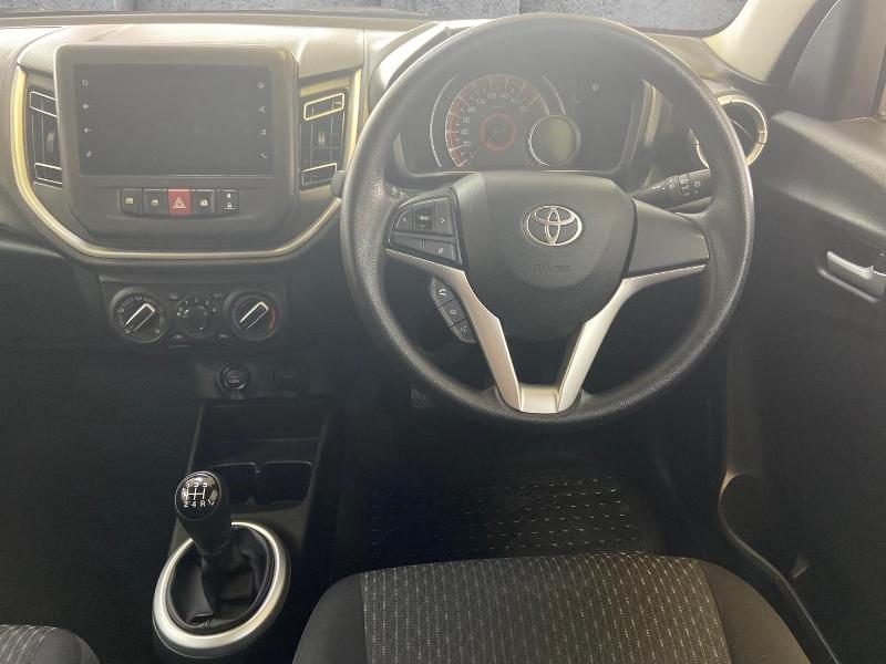 Toyota Vitz 1.0 Xr Mt