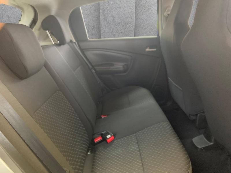 Toyota Vitz 1.0 Xr Mt