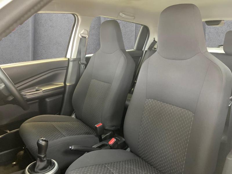 Toyota Vitz 1.0 Xr Mt