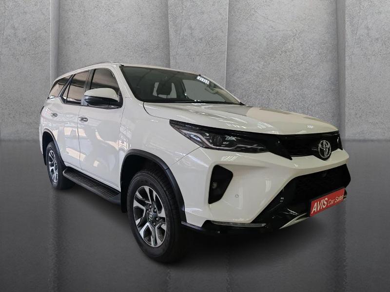 Toyota Fortuner 2.4 Gd-6 Rb At