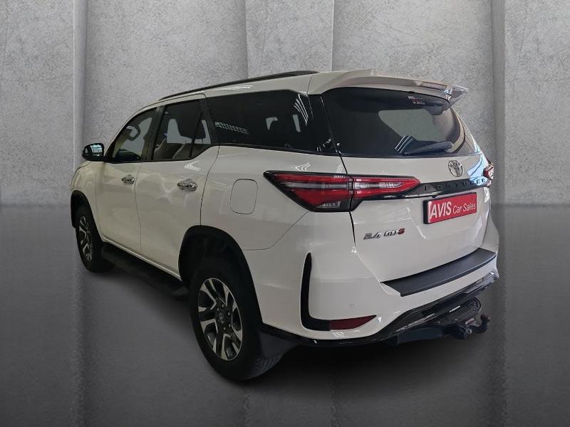 Toyota Fortuner 2.4 Gd-6 Rb At