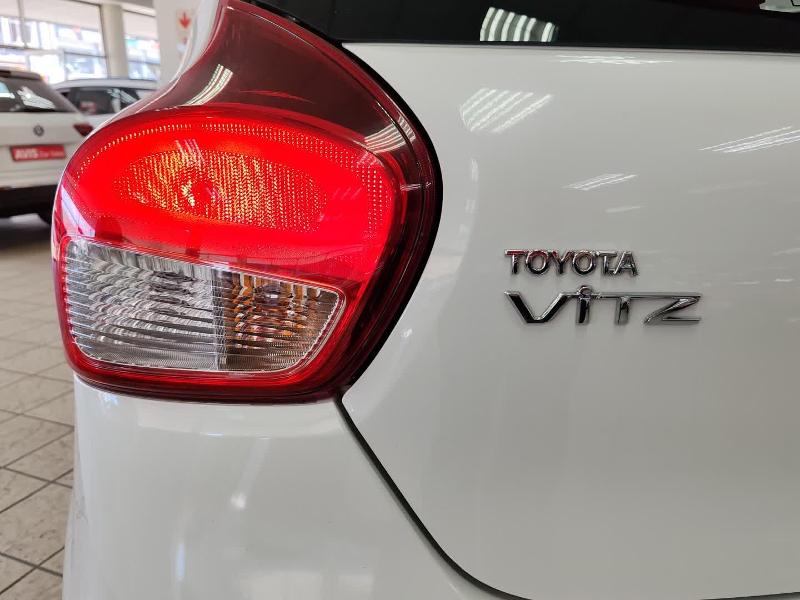 Toyota Vitz 1.0 Xr