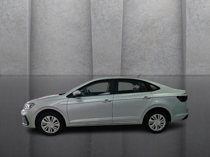 Volkswagen Polo Sedan 1.6 Base