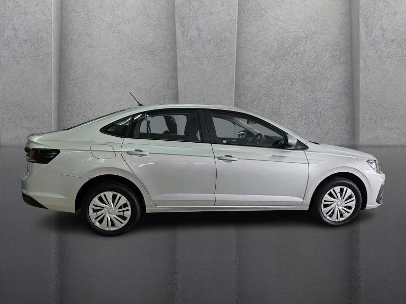 Volkswagen Polo Sedan 1.6 Base
