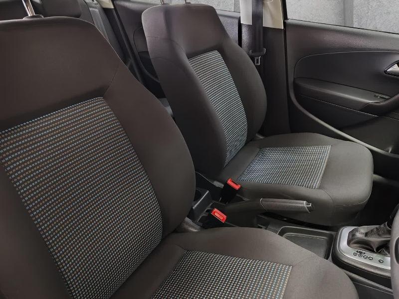 Volkswagen Polo Vivo Hatch 1.6 Comfortline Tiptronic