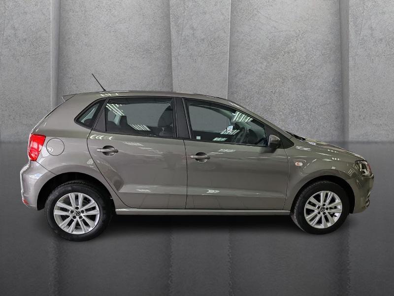 Volkswagen Polo Vivo Hatch 1.6 Comfortline Tiptronic
