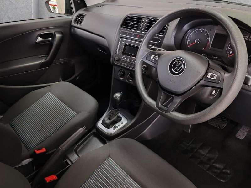 Volkswagen Polo Vivo Hatch 1.6 Comfortline Tiptronic