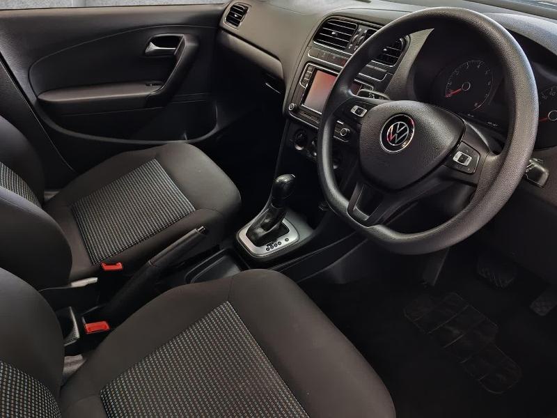 Volkswagen Polo Sedan 1.6 Tiptronic