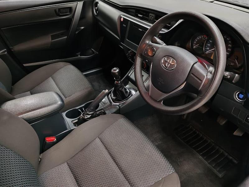 Toyota Corolla Quest 1.8 Plus