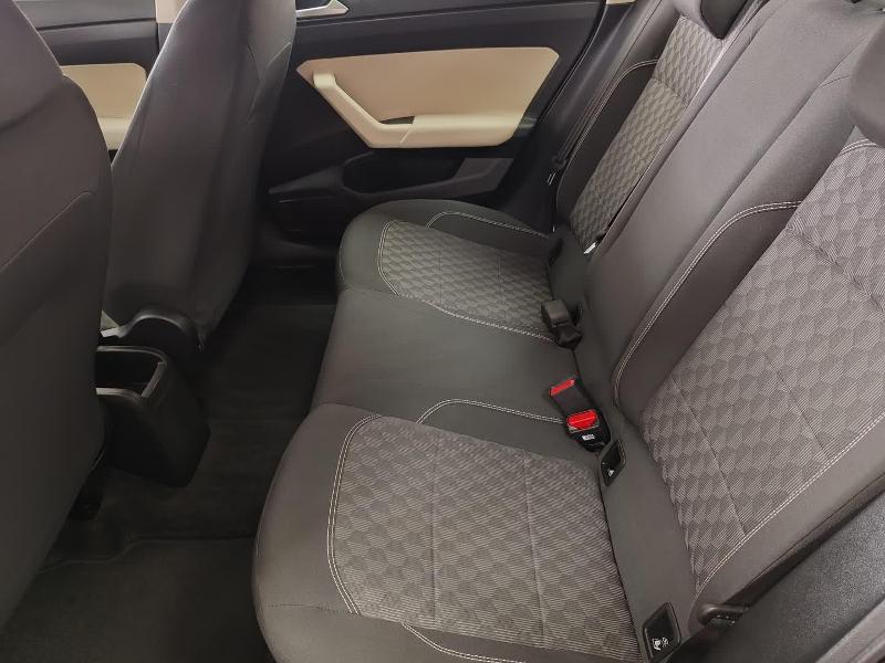 Volkswagen Polo Sedan 1.6 Base