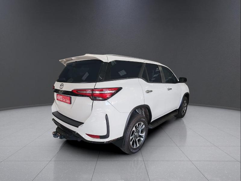 Toyota Fortuner 2.4 Gd-6 Rb 6At