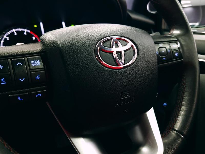 Toyota Fortuner 2.8 Gd-6 Rb At