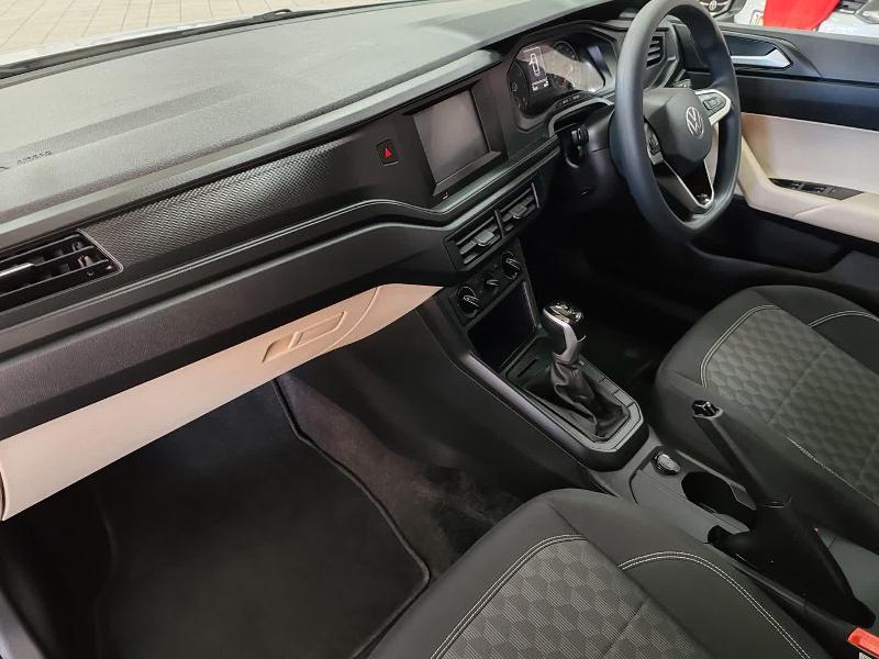 Volkswagen Polo Sedan 1.6 Tiptronic