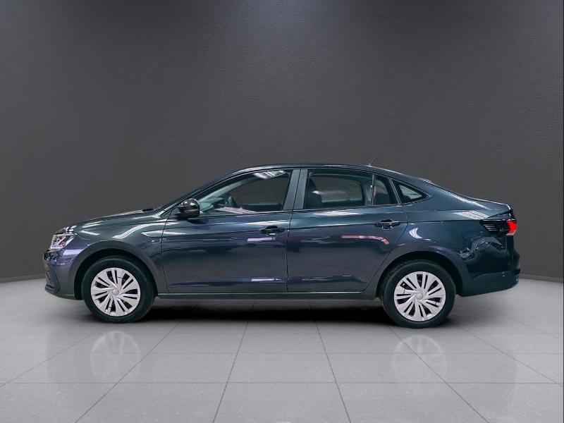 Volkswagen Polo Sedan 1.6 Base
