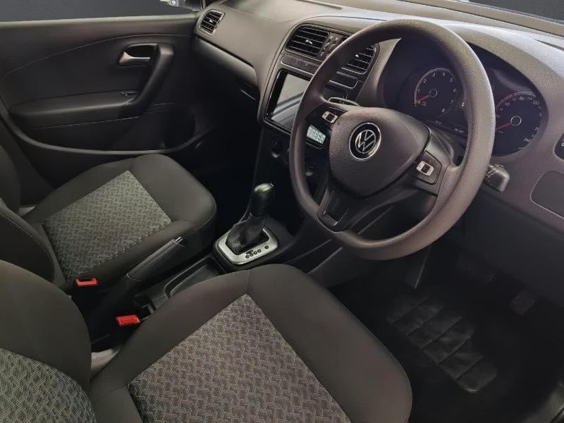 Volkswagen Polo Vivo Hatch 1.6 Life Tipt