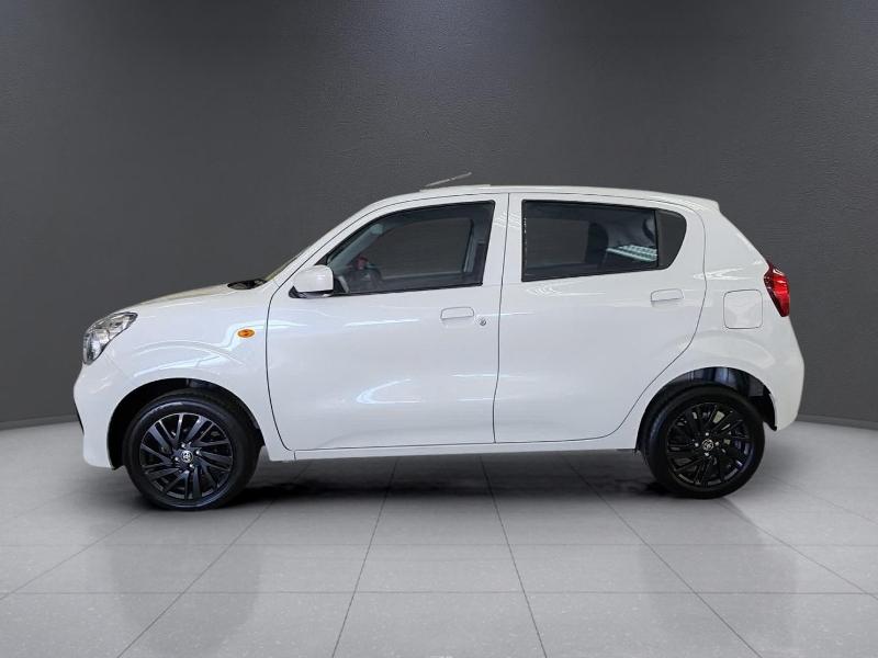 Toyota Vitz 1.0 Xr Mt